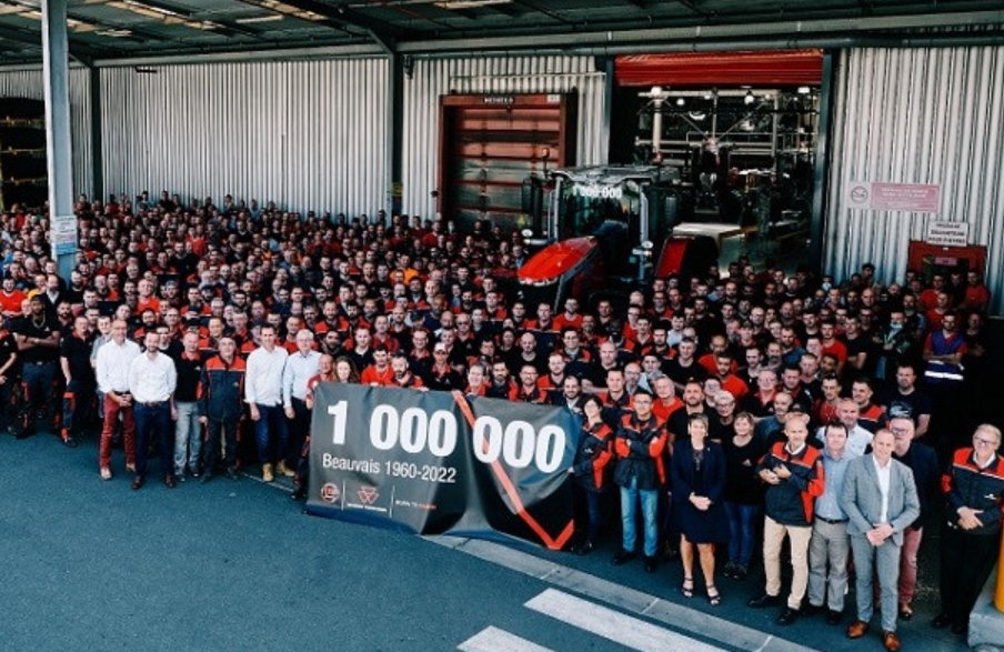 1,000,000 tractors for the Massey Ferguson plant in Beauvais